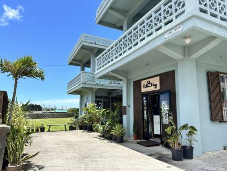 併設ショップ入口です